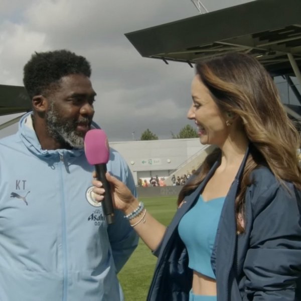 贝思盈配资 科洛-图雷: 曼城队内都是真正顶尖的球员, 他们都渴望赢得比赛